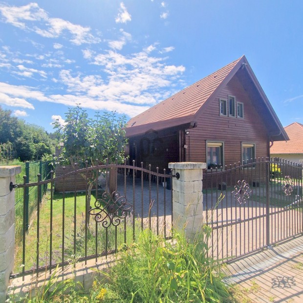 Nagyp�li elad� gerendah�z csal�di h�z