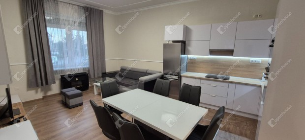 Nagypolg�ri st�lus modern kivitelez�sben!