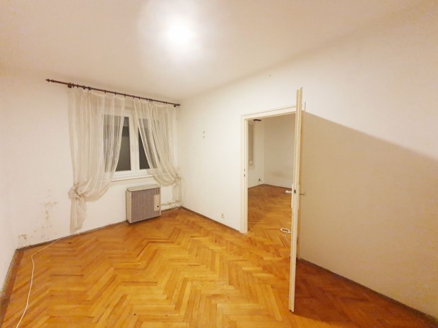 Nagytarcsa, Pet�fi telep, 52 m2-es, t�rsash�zi lak�s, 2 szob�s