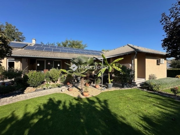 Nagyvenyimi 146 nm-es h�z elad�