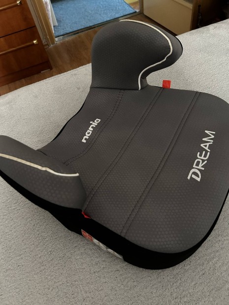Nania Dream ülésmagasító (15-36kg)