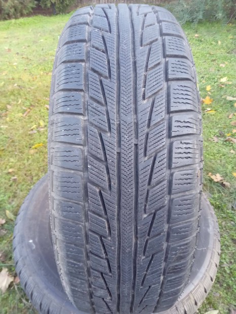 Nankang 215/65R16 tli