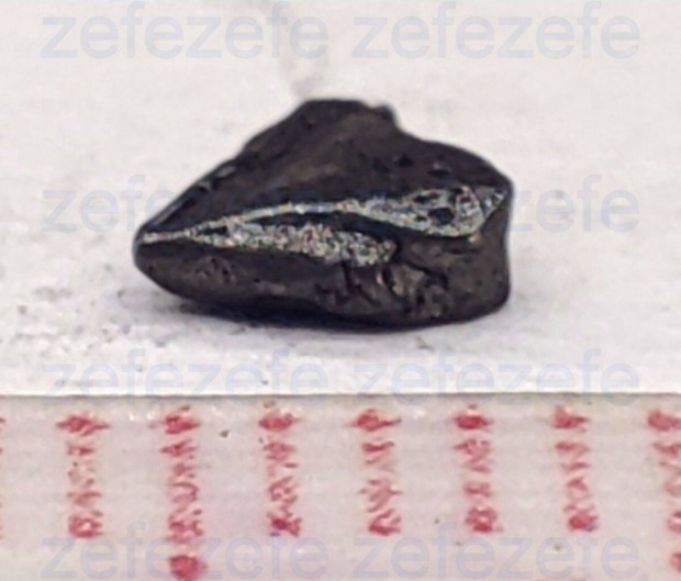 Nantan Fe Meteorit (1516) - 0,06 gramm / 0,3 kart - Kna (1032.)