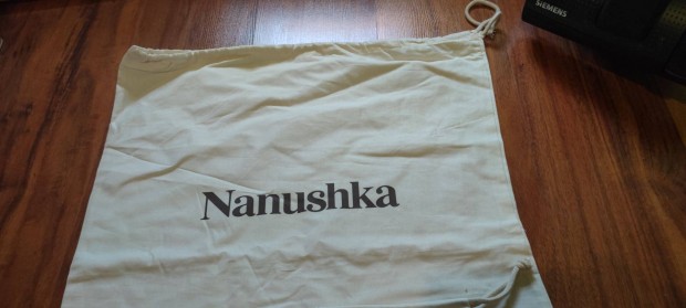 Nanushka organic zskok