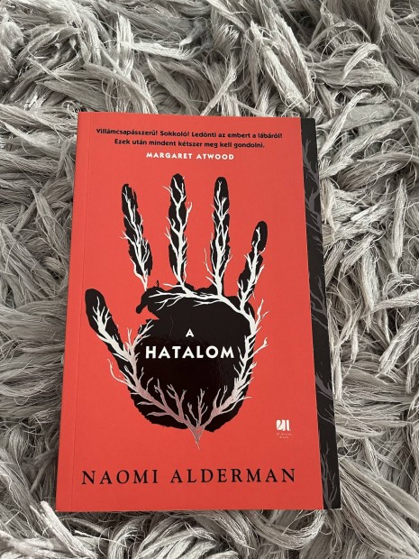 Naomi Alderman : Szingli