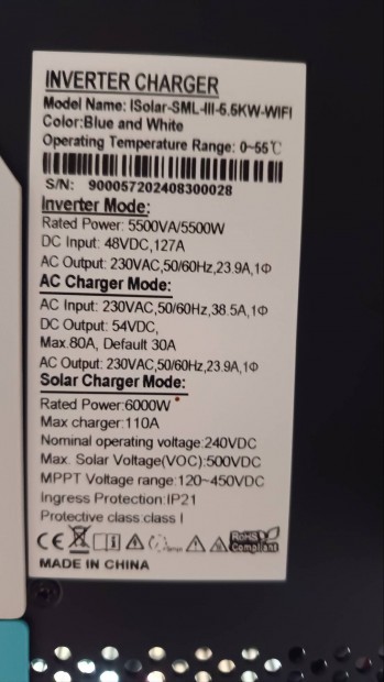 Napelem inverter és töltésvezérlő egyben.