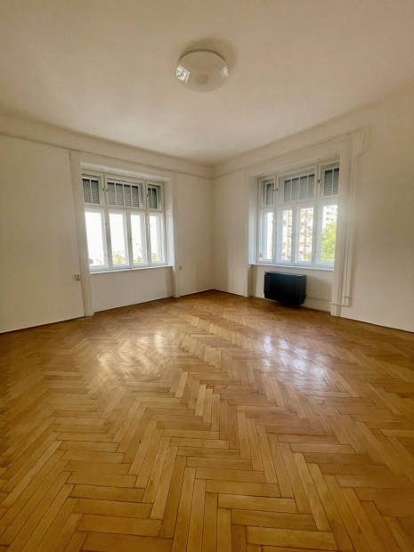 Napf�nyes ingatlan a Corvin negyed szomsz�ds�g�ban