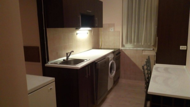 Napf�nyes lak�s a Joskar-Ol�n kiad�