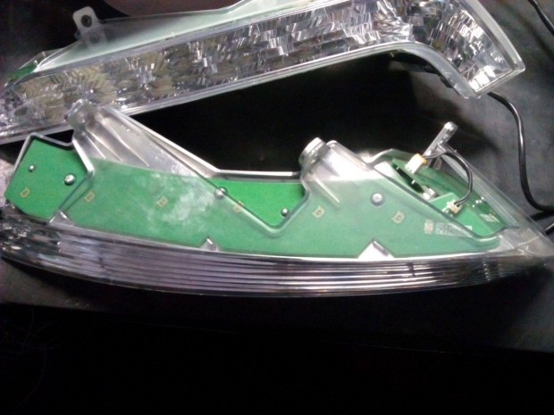 Nappali menet f�ny Suzuki l�mp�ban volt 2 f�nyer�