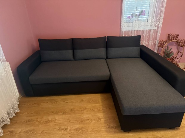 Nappali ülőgarnitúra