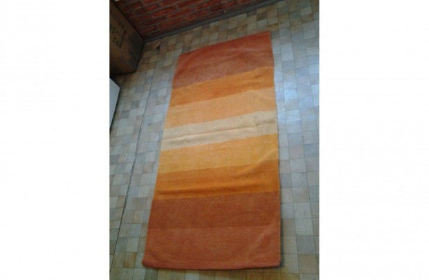 Narancssrga puha sznyeg 140 cm x 70 cm 140 x 70 moshat