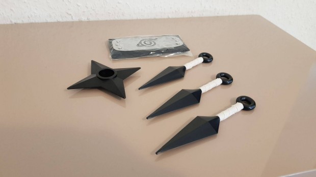 Naruto shuriken kunai szett 4 j Uzumaki Uchiha Itachi Sasuke szmlva