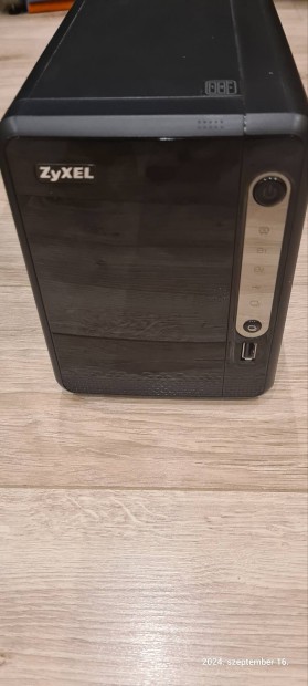 Nas326 Zyxel + 1TB + 500Gb HDD