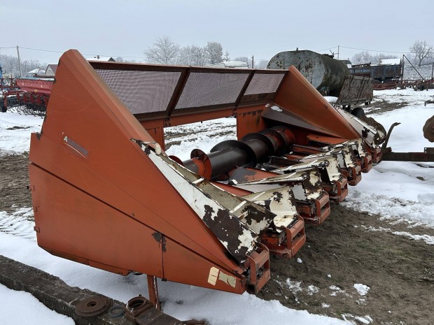 Nas 676 napraforg� adapter