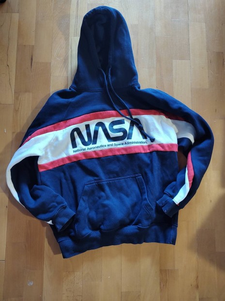 Nasa Pull and Bear kapucnis pulver 