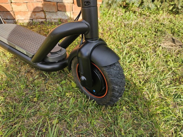 Navee N65 masszív e-roller