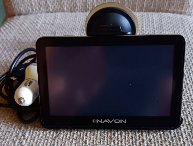 Navon P670 GPS, navigci