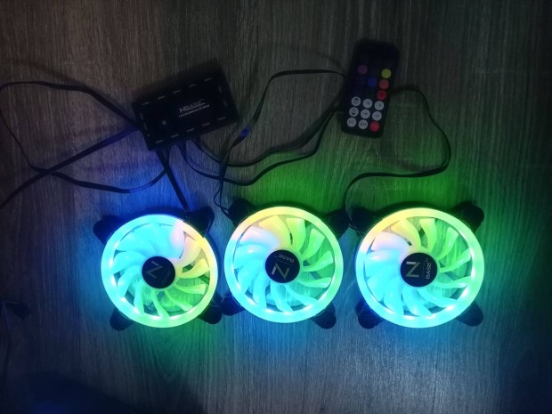 Nbase Cyclon Driverx Argb vezérlő + távirányító +3db Argb 120mm venti