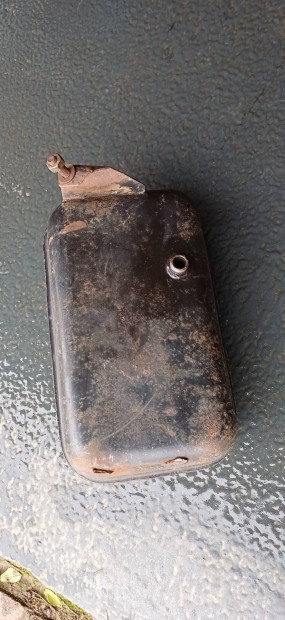 Ndk Simson fnyr tank