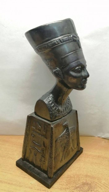 Nefertiti az egyiptomi Ehnaton fra felesge, hieroglifkkal dsztve