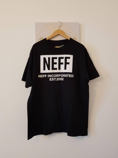 Neff pol, Mret: XL