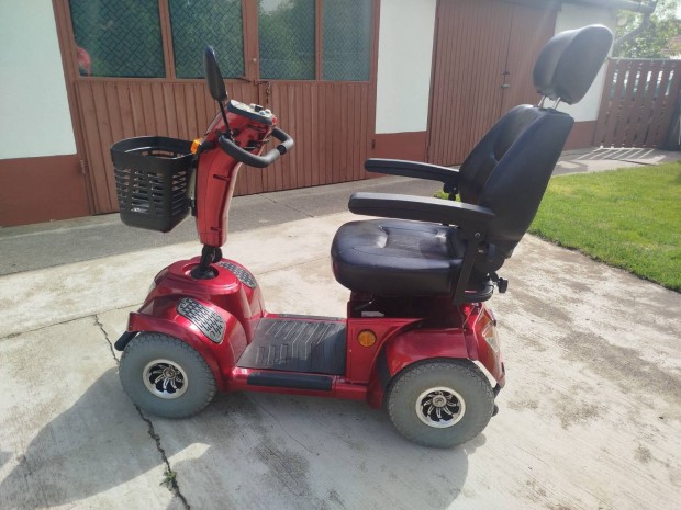 Ngykerek elektromos moped