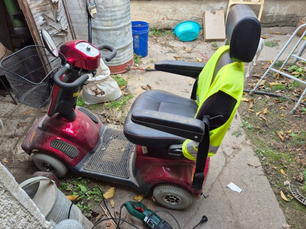 Ngykerek elektromos moped PF2S rehab kocsi