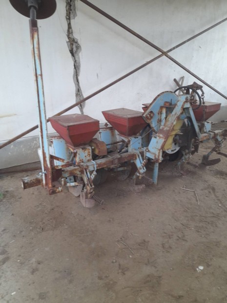 Ngysoros mtrgya szrs kukorica vetgp gardnnal