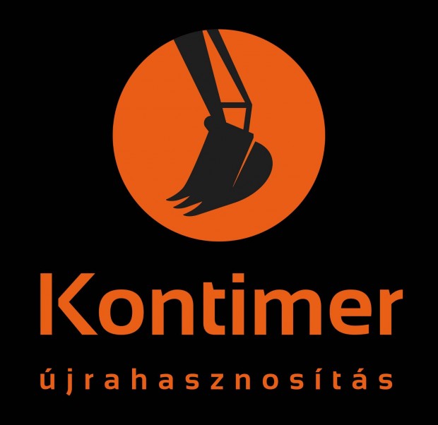 Négytengelyes tehergépkocsi vezető