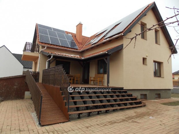 Nemesv�mosi 195 nm-es h�z elad�