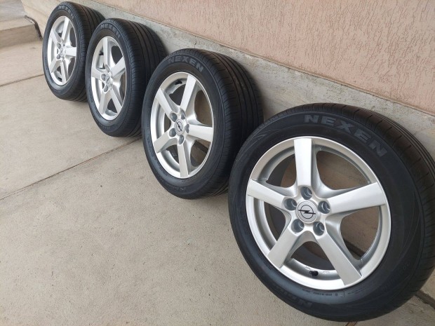 Német Enzo alufelni 5 x 114,3 x 16"-os