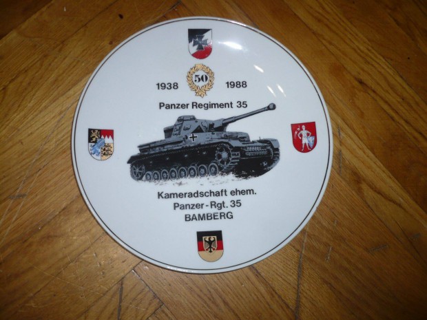 Nmet porceln emlktnyr panzer harckocsi 1938-1988