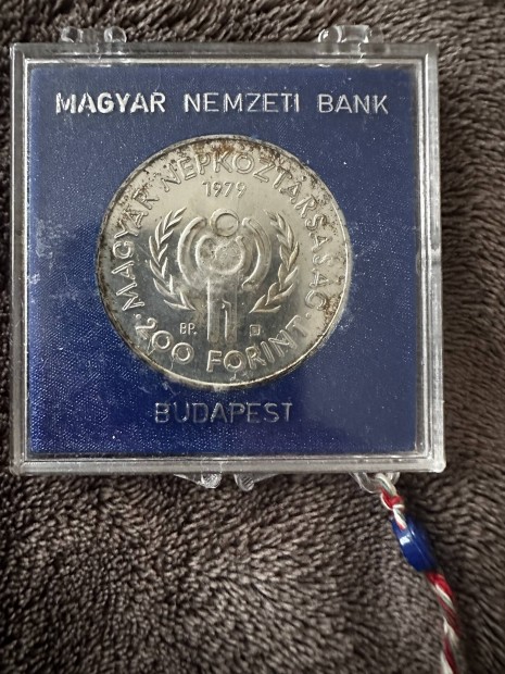 Nemzetközi Gyermekév ezüst 200 Forint 1979 BU MNB tokban
