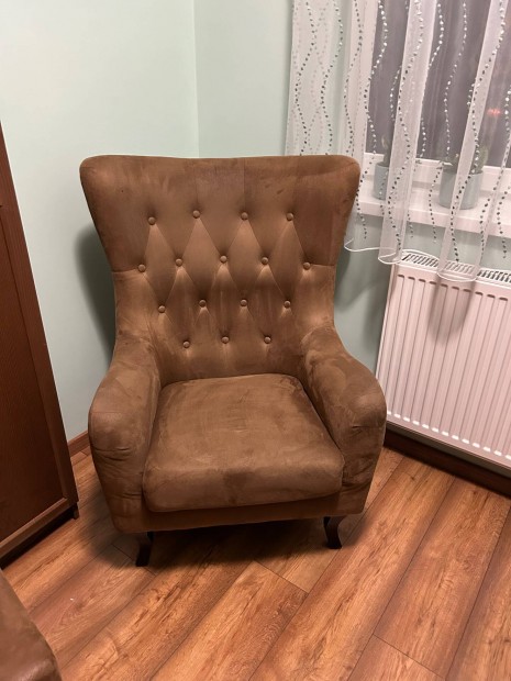 Neobarokk fotel s lbtart