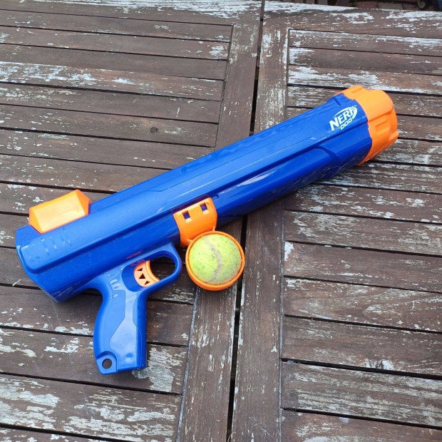 Nerf labdavet puska kutysoknak