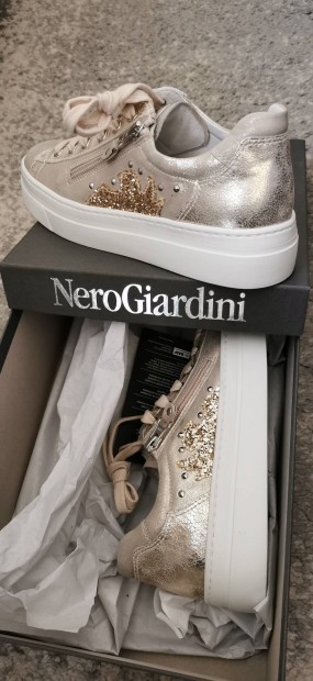 Nero Giardini ni sneaker