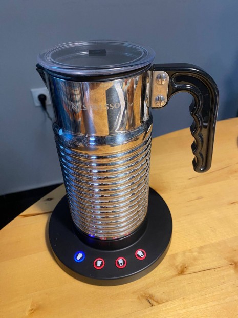 Nespresso Aeroccino 4 tejhabosító, 4 féle: hideg, meleg hab, meleg tej