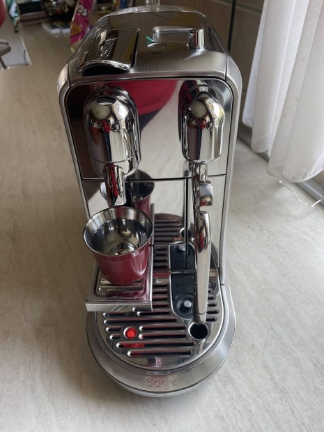 Nespresso Creatista Plus kávéfőző kávégép 1 év Garanciával!!!