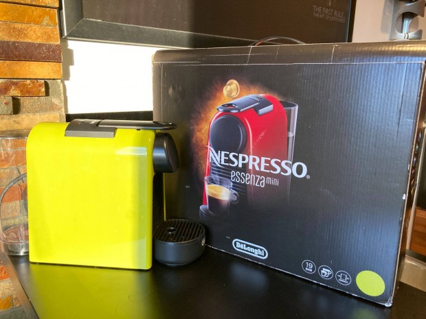 Nespresso De'Longhi Essenza Mini Lime Green kvfz
