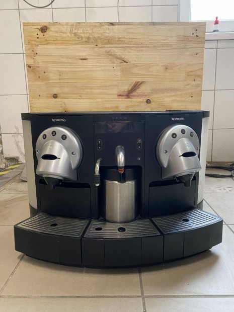 Nespresso Gemini 220 kvgp