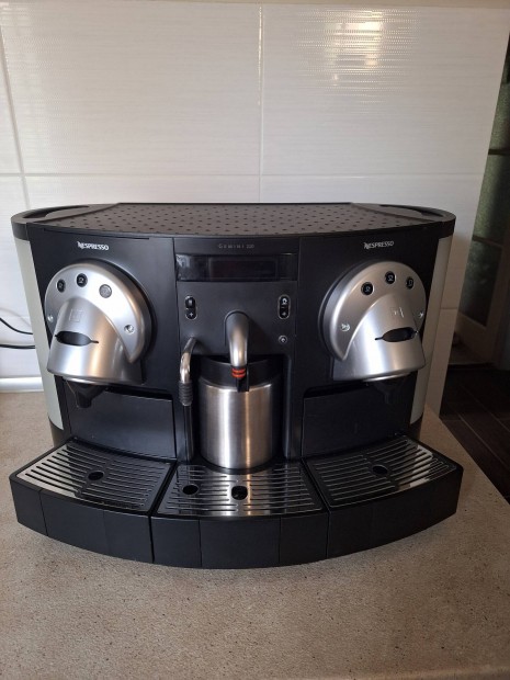 Nespresso Gemini Cs 220?