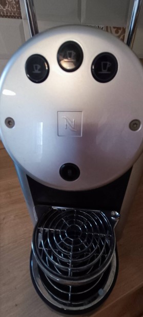 Nespresso Zenius ZN 100