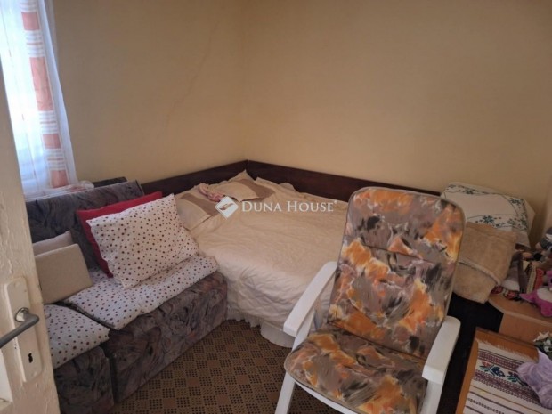 Neszm�lyi 70 nm-es h�z elad�