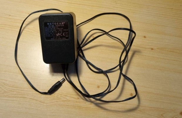 Netgear 330-10101-01 12V 1A tápegység, adapter