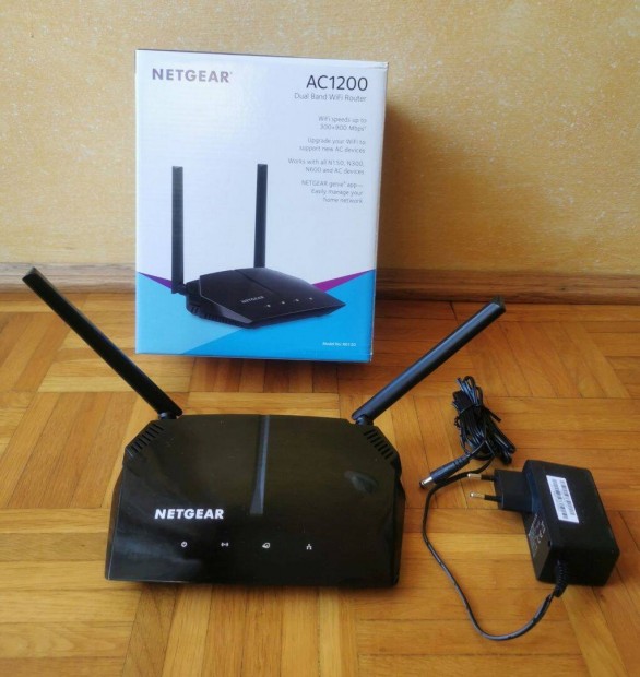 Netgear R6120 AC1200 WiFi Router, Dual-Band