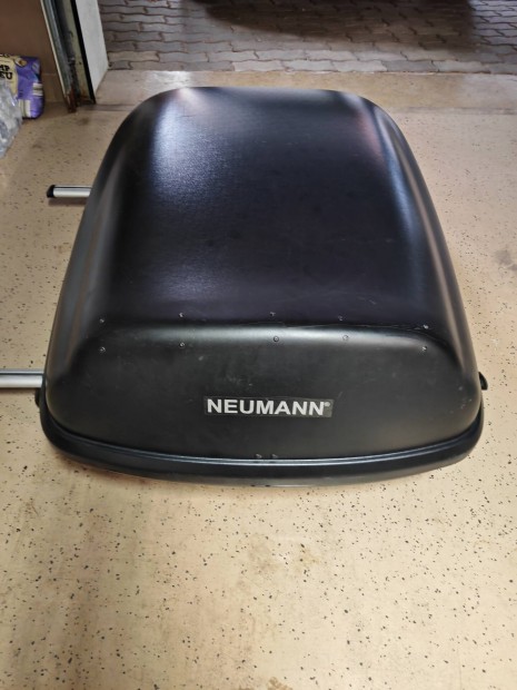 Neumann tetbox 300 Literes elad