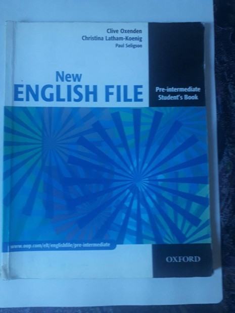 New English File Pre-Intermediate Student's Book tanknyv