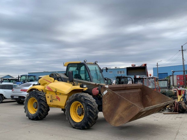 New Holland LM410 teleszkpos rakod