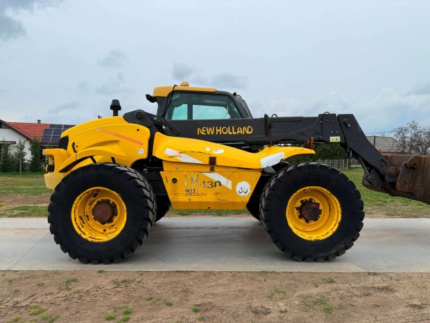 New Holland LM 430 teleszkópos rakodógép