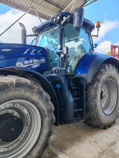 New Holland T7 315AC